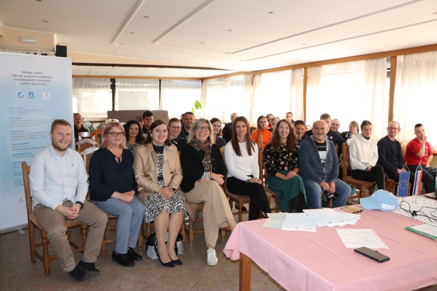 Početna Konferencija Moć Znanja Udruga Latice 20