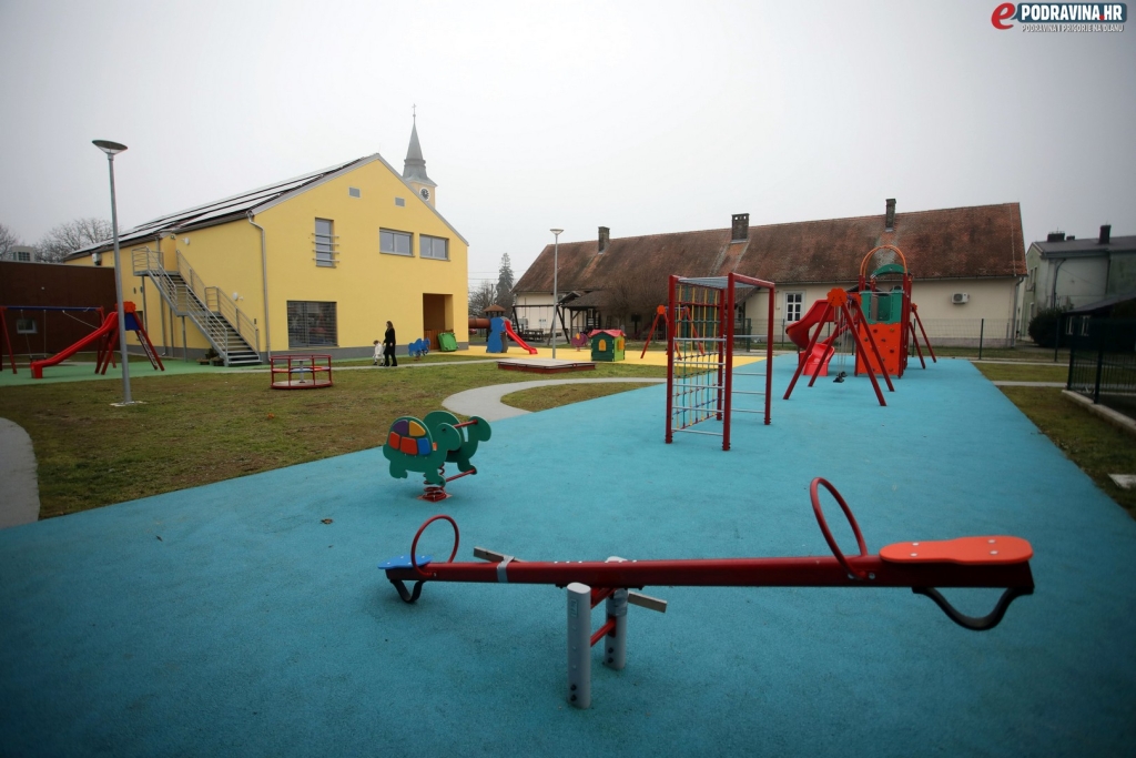 Gola otvorenja vrtica 68