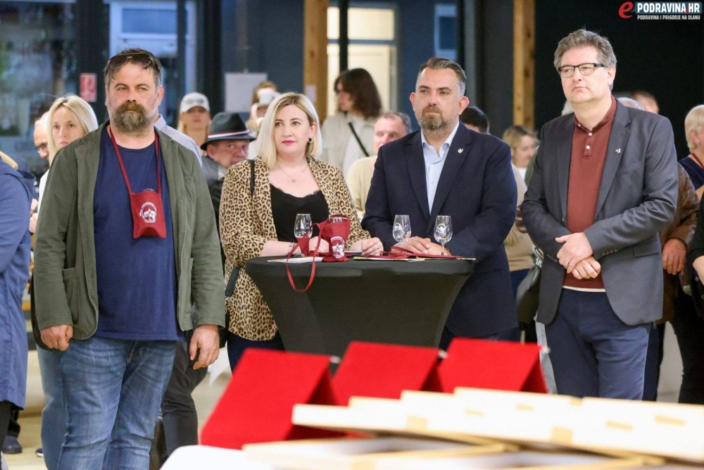 679709569 1262077612678394 315731070582940812 n 1