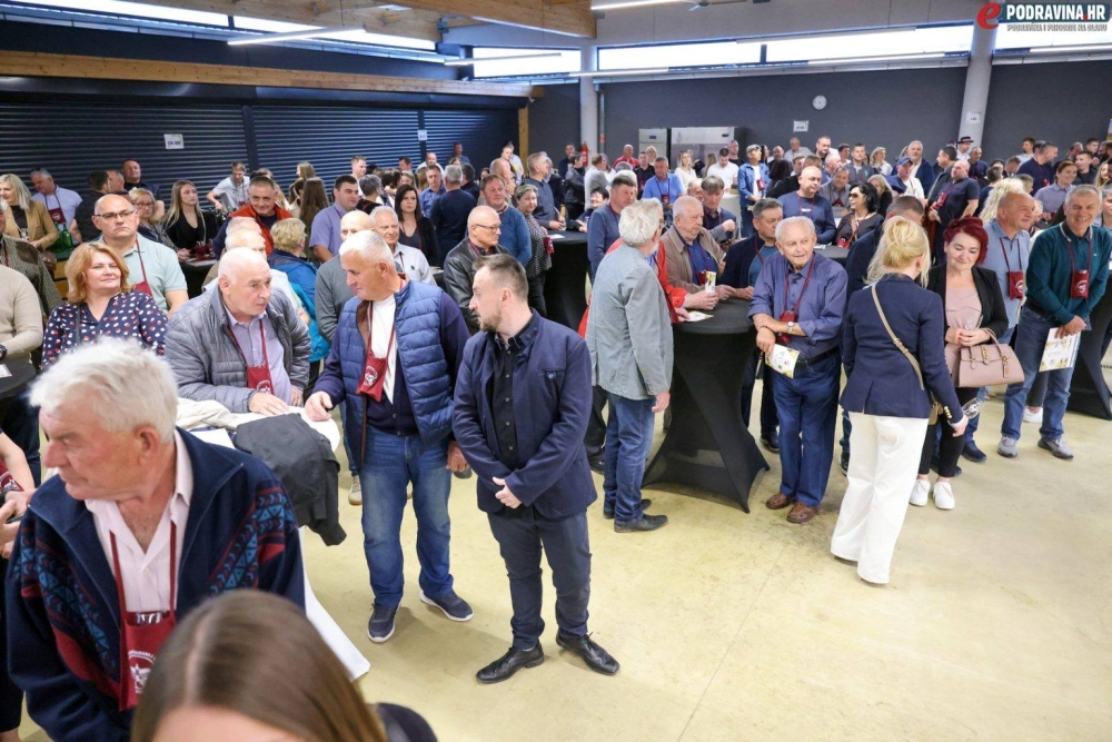 680539088 1262077729345049 1274359856637496578 n