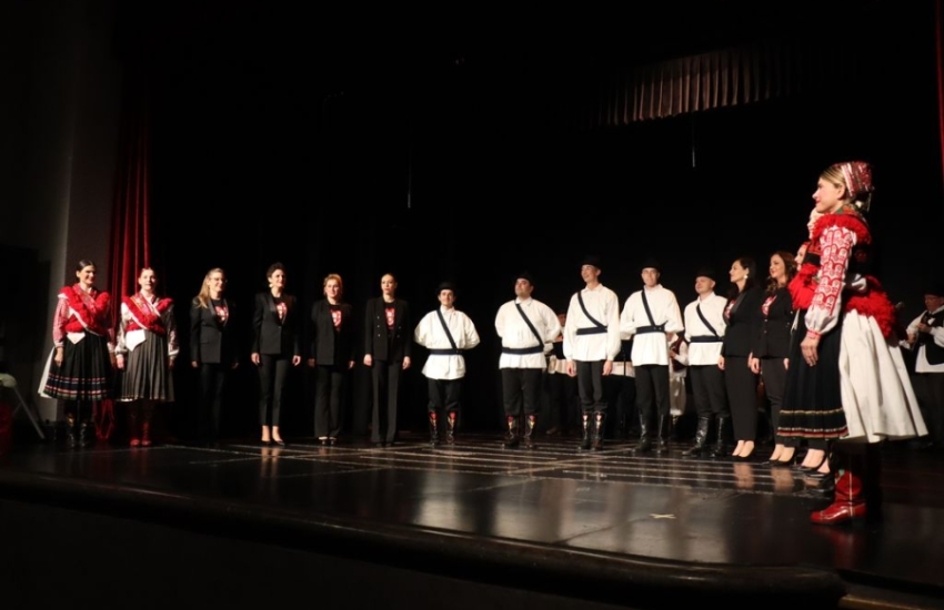 Koncert „Koprivnici s ljubavlju“ oduševio publiku