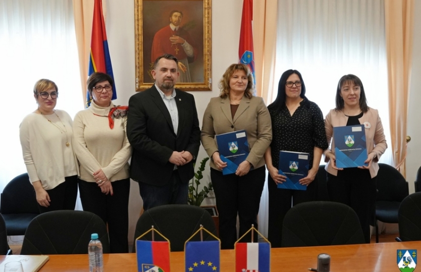 Za pružanje usluge pomoći u kući starijim osobama osigurano više od 400 tisuća eura