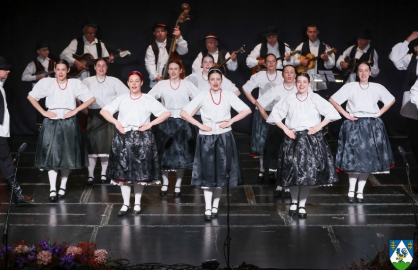 Proslava zajedništva, tradicije i kulture na svečanom koncertu „Glazbena šetnja kroz županiju“