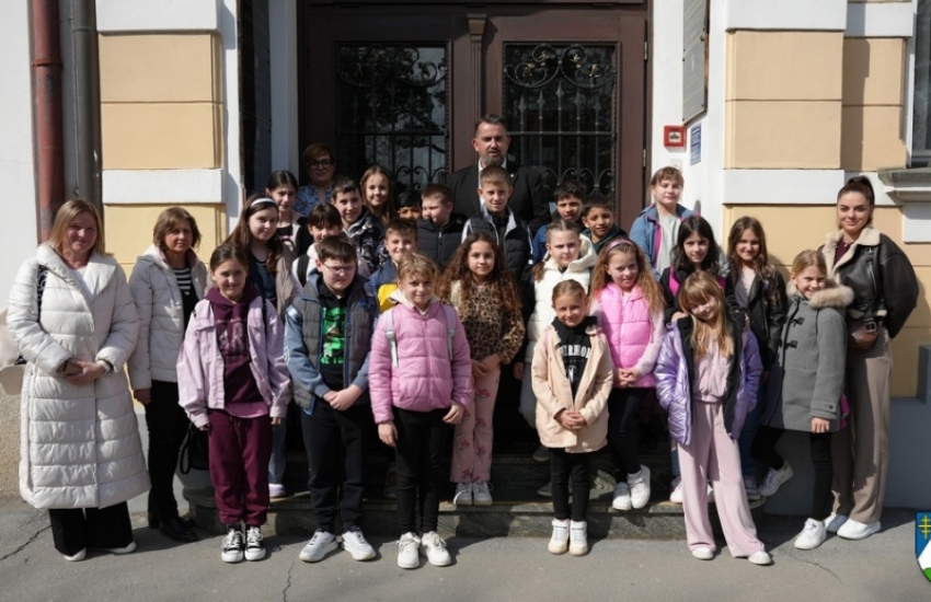 Učenici Osnovne škole Koprivnički Bregi i Područne škole Glogovac posjetili Županiju