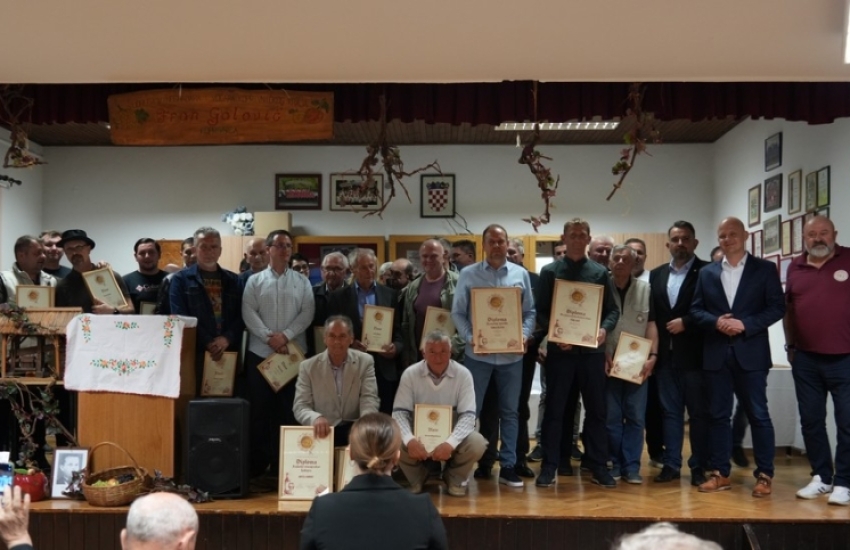 Na 17. izložbi vina podravskog kraja proglašeno Gradonačelnikovo vino