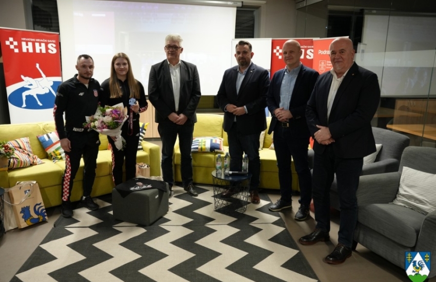 Održana konferencija za medije u povodu sjajnih uspjeha europske viceprvakinje u hrvanju Veronike Vilk