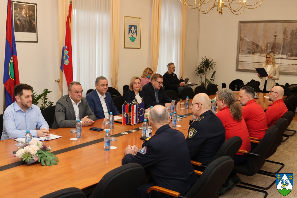 Potpisivanje ugovora VZ KKŽ i HGSS 1