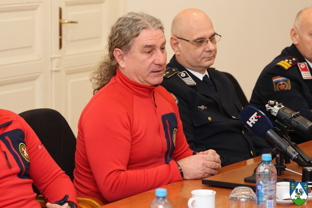 Potpisivanje ugovora VZ KKŽ i HGSS 11