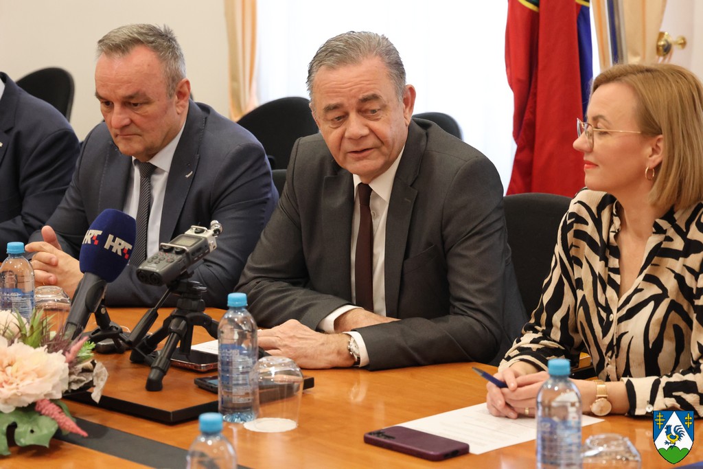 Potpisivanje sporazuma dnevni boravak 2025 16