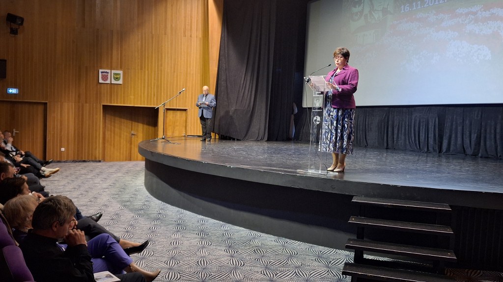 20251113 190421 1024x576