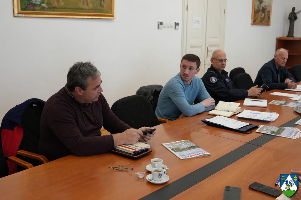 4f68166e 2205 402c 876d 71ff3204c1d8