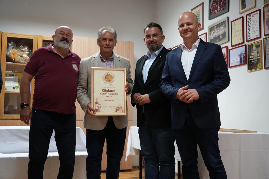 17. izložba vina podravskog kraja Starigrad 58