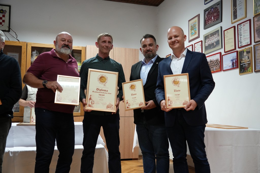 17. izložba vina podravskog kraja Starigrad 58