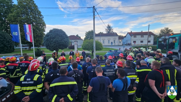 Župan i zamjenik obišli područje općine Drnje -  sve žurne službe su na terenu, vrhunac vodenog vala se očekuje sutra