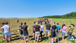 Županijska Udruga orača održala edukativnu prezentaciju natjecateljskog oranja