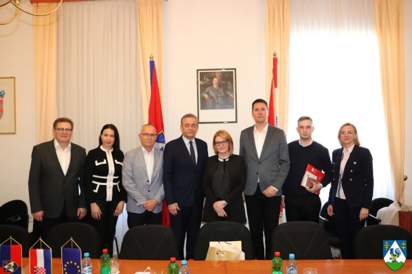 Delegacija Hrvatskog nacionalnog vijeća u Republici Srbiji posjetila Županiju