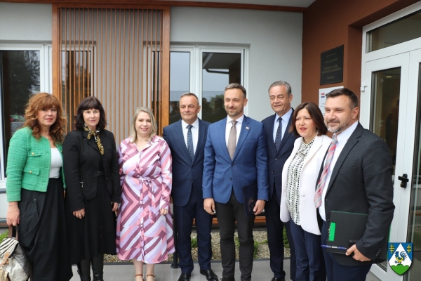 Ministar Marin Piletić otvorio novu zgradu Obiteljskog centra u Koprivnici