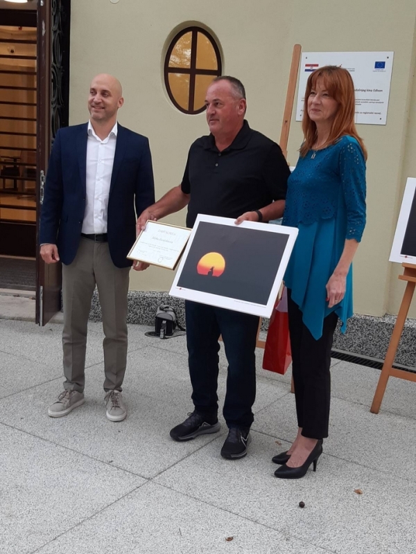 Mirku Hanžekoviću uručena nagrada za prvo mjesto na foto natječaju  „ Volim svoju županiju“