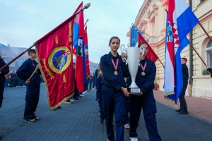 Župan Golubić na dočeku ekipa koje su sudjelovale na 16. Državnom natjecanju vatrogasne mladeži