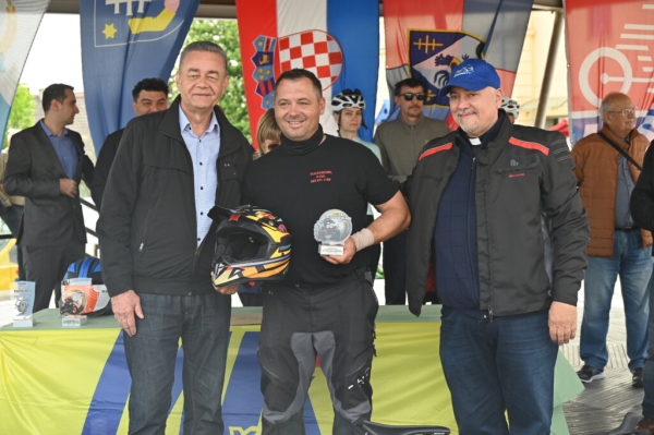 Brojni biciklisti i motociklisti okupili se na tradicionalnom druženju