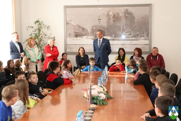 Školarci iz Sokolovca posjetili Županijsku upravu