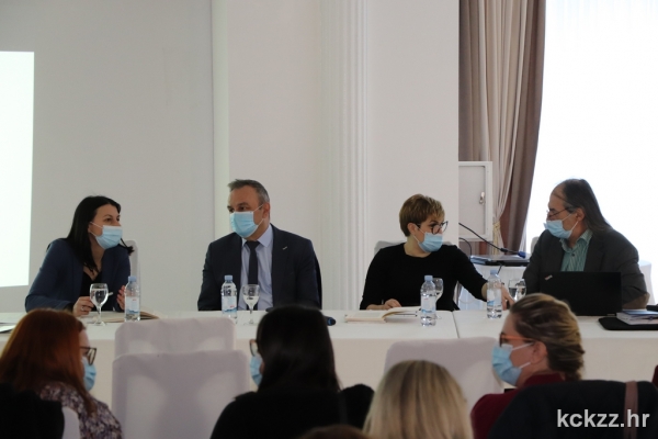 Zamjenik Ljubić sudjelovao na okruglom stolu o važnosti obrazovanja za pripadnike romske nacionalne manjine