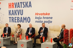 U Koprivnici održana konferencija "Hrvatska kakvu trebamo: Hrvatska koju hrane na&scaron;a polja&ldquo;
