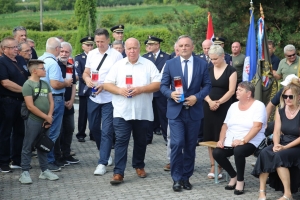Otkrivena i posvećena spomen ploča poginulim hrvatskim braniteljima i nestalom hrvatskom branitelju s područja Koprivničko – križevačke županije u Pakracu