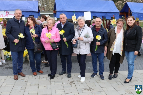 Župan i suradnici podržali Dan narcisa kojim se ukazuje na važnost prevencije u borbi protiv zloćudnih bolesti