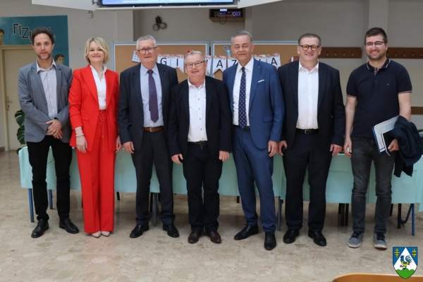 Potpisan ugovor za dogradnju križevačke Gimnazije vrijedan 2,8 milijuna eura