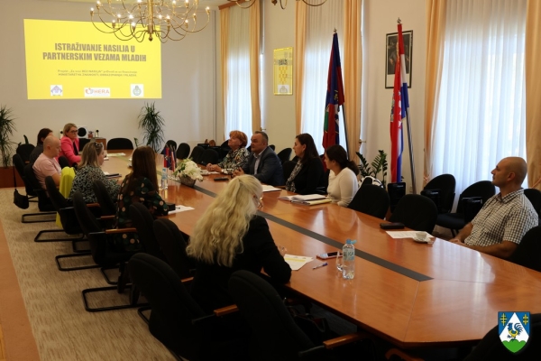 Predstavljeni rezultati online istraživanja o prepoznavanju nasilja u obitelji i partnerskim vezama među mladima