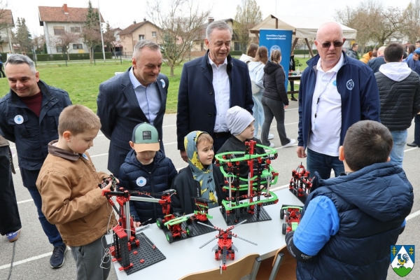 U Gimnaziji Fran Galović održan jubilarni 10. Dan za znanost