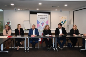 Održan Okrugli stol „Politika treba žene“