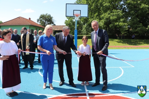 Osnovna škola Gola dobila novo sportsko igralište