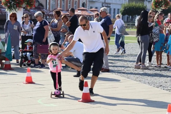 U Križevcima održana edukativna akcija „Sigurno u školu s HAK-om“