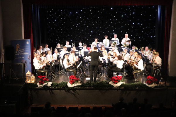 Puhački orkestar grada Koprivnice održao blagdanski koncert