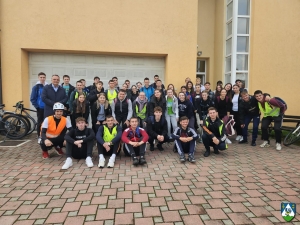 Biciklistička krunica mladih posjetila koprivničku župu bl. Alojzija Stepinca
