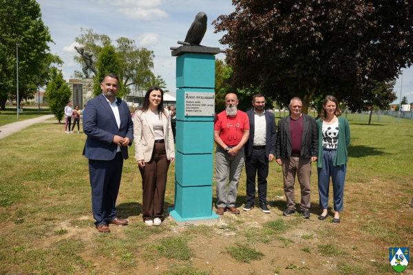 Đelekovec dobio spomenik posvećen ptici bregunici