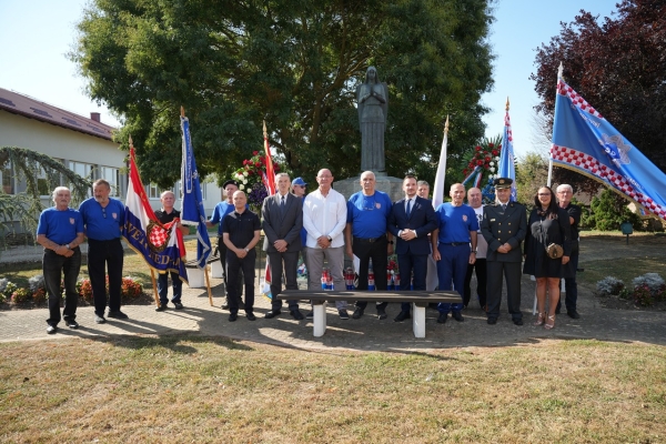 U Peterancu održan 15. memorijalni susret hrvatskih dragovoljaca i branitelja Domovinskog rata
